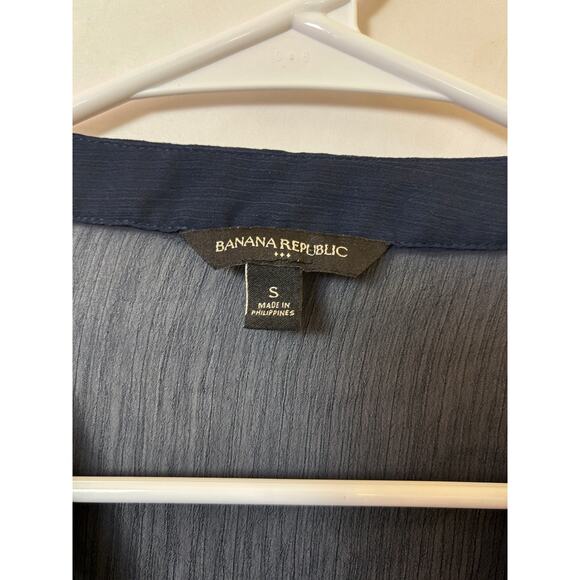 Women’s Banana Republic Sheer Navy Blouse Size S – $79 - Picture 4 of 4